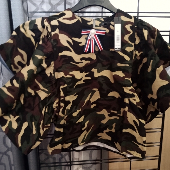 Dress shirts - Picture 1 of 6